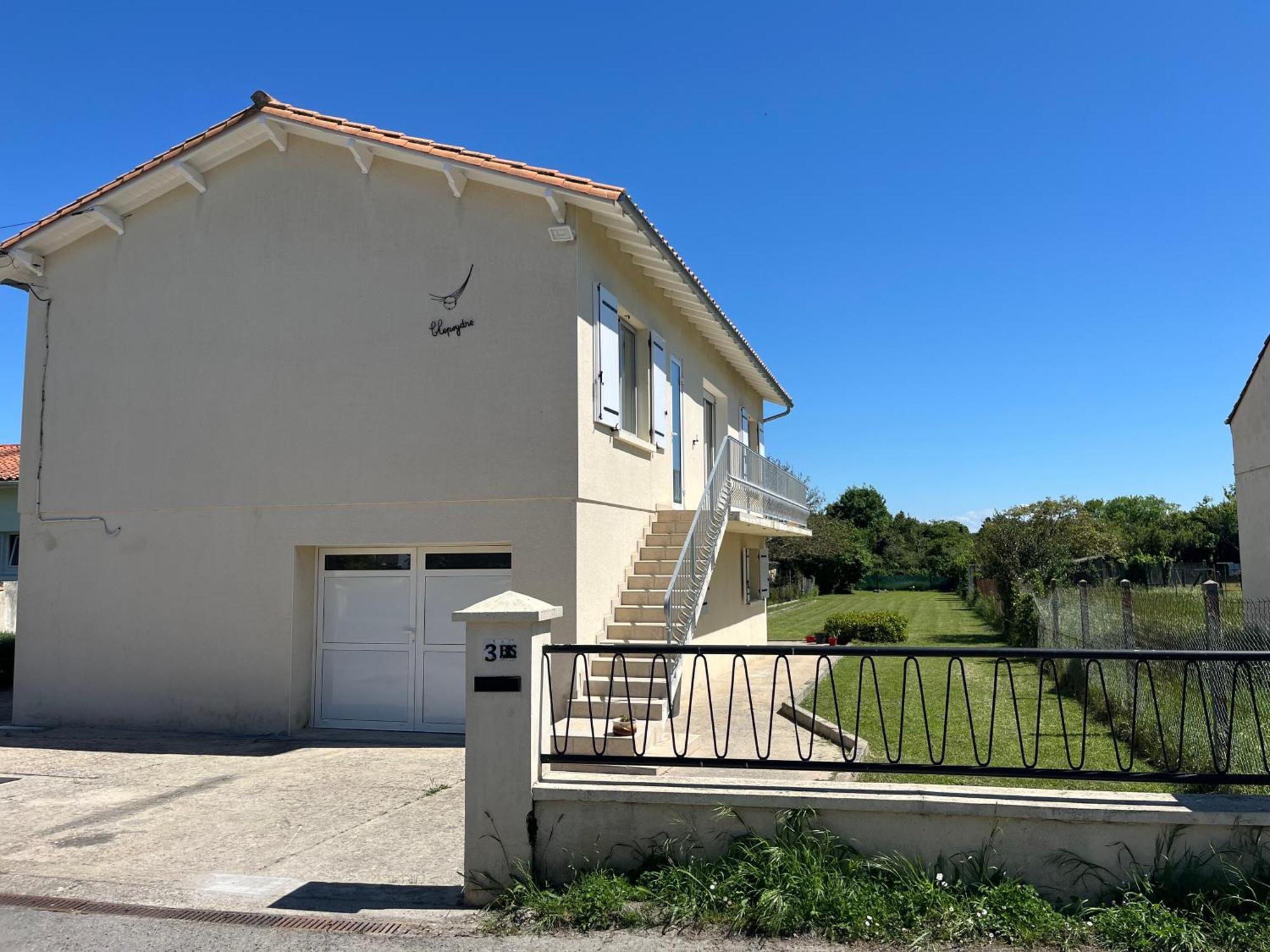 Maison Renovee Avec Garage Et Jardin, Proche Centre - La Tremblade